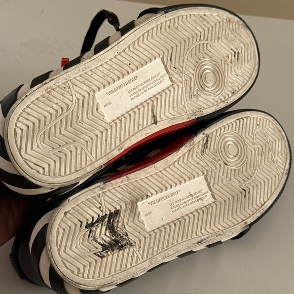 Off-White Vulcanized Sneaker Low Black White FW19 Vulc shoes - Picture 9 of 11